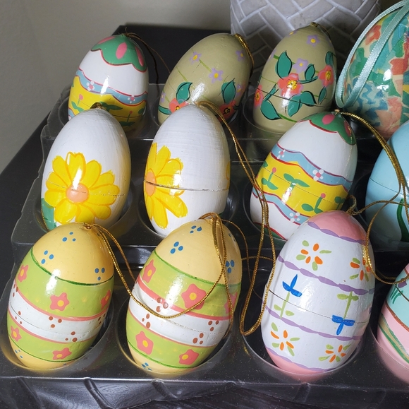 18PK Easter Ornament Eggs - Picture 2 of 5